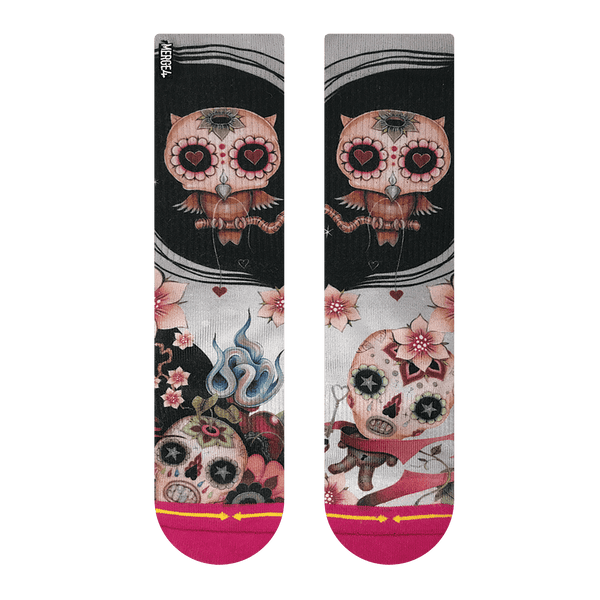 dream escape, owl, black, white, candy skull, pink toe, blooming flowers.